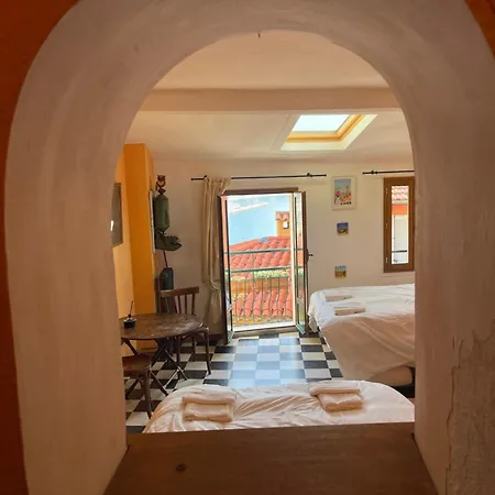 House Old Town 50m Beach&shop アパート *